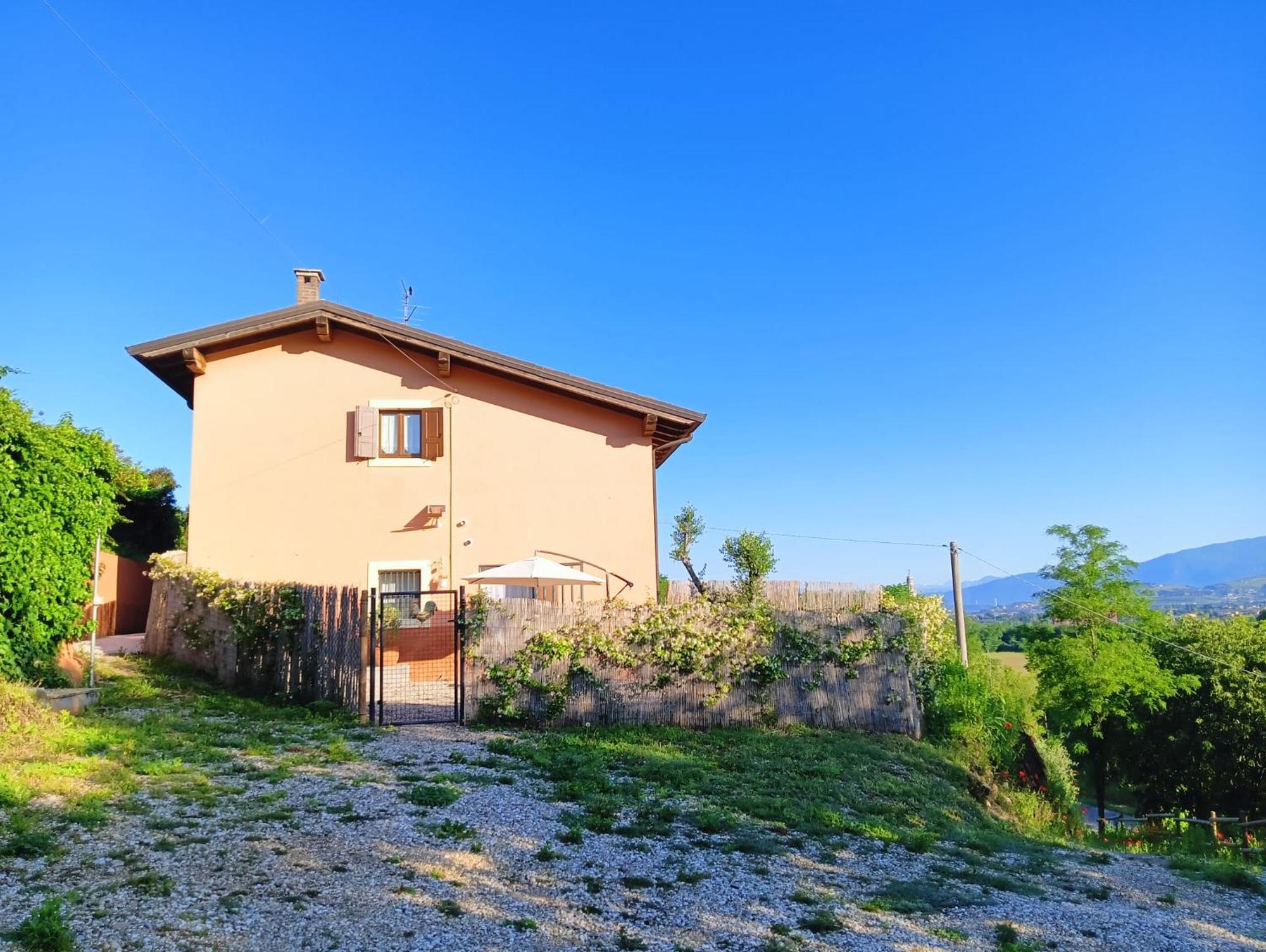 Casa Vacanze Monte Galetto Bussolengo Esterno foto